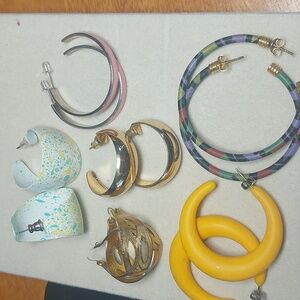 💜3/$30💜 Retro Hoop Earring Lot 6 Pair Colorful